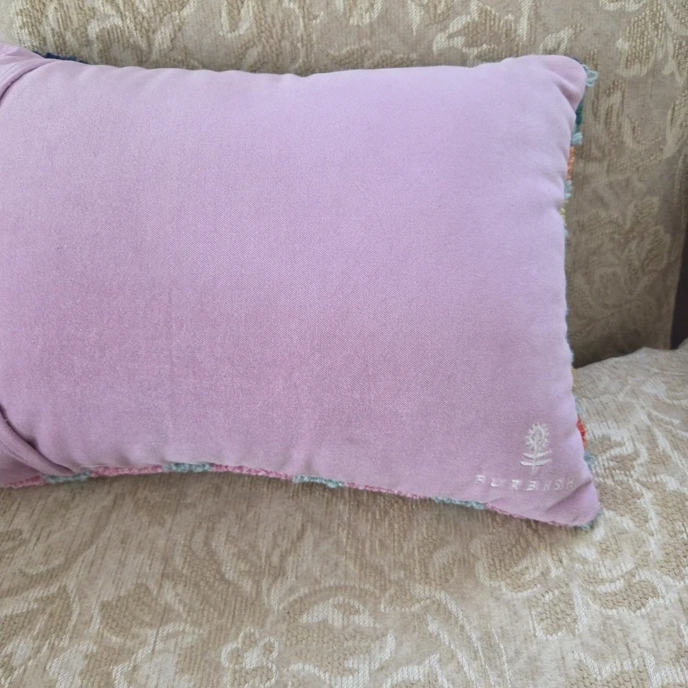 OMG Pillow Furbish 12× 16